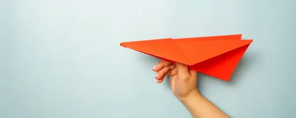 launch paper aeroplane