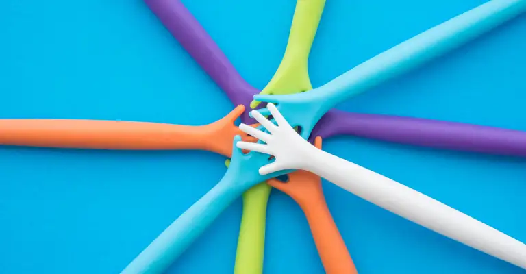 Partners Hands In Circle Web